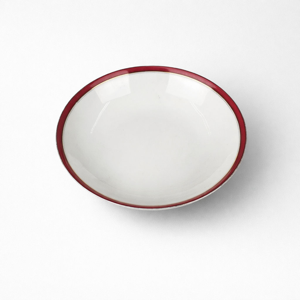 assiette montée porcelaine blanche filets bordeaux et dorés, haute, H 14 x D 24 cm