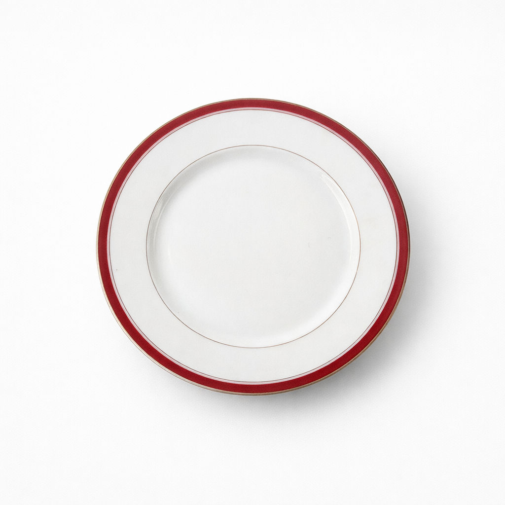 assiette montée porcelaine blanche filets bordeaux et dorés, plate et basse, H 4.5 x D 22 cm